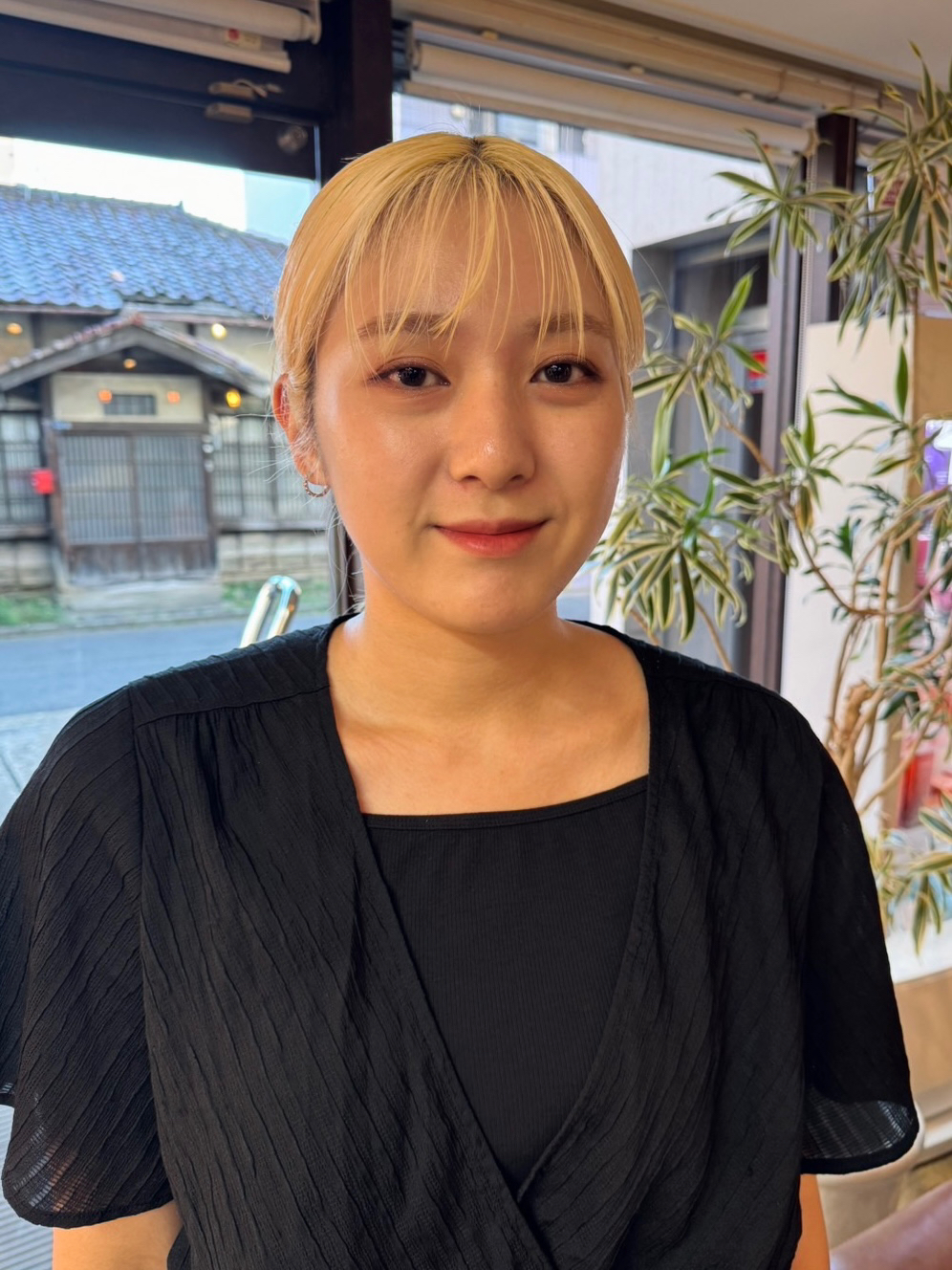 汀珠　希